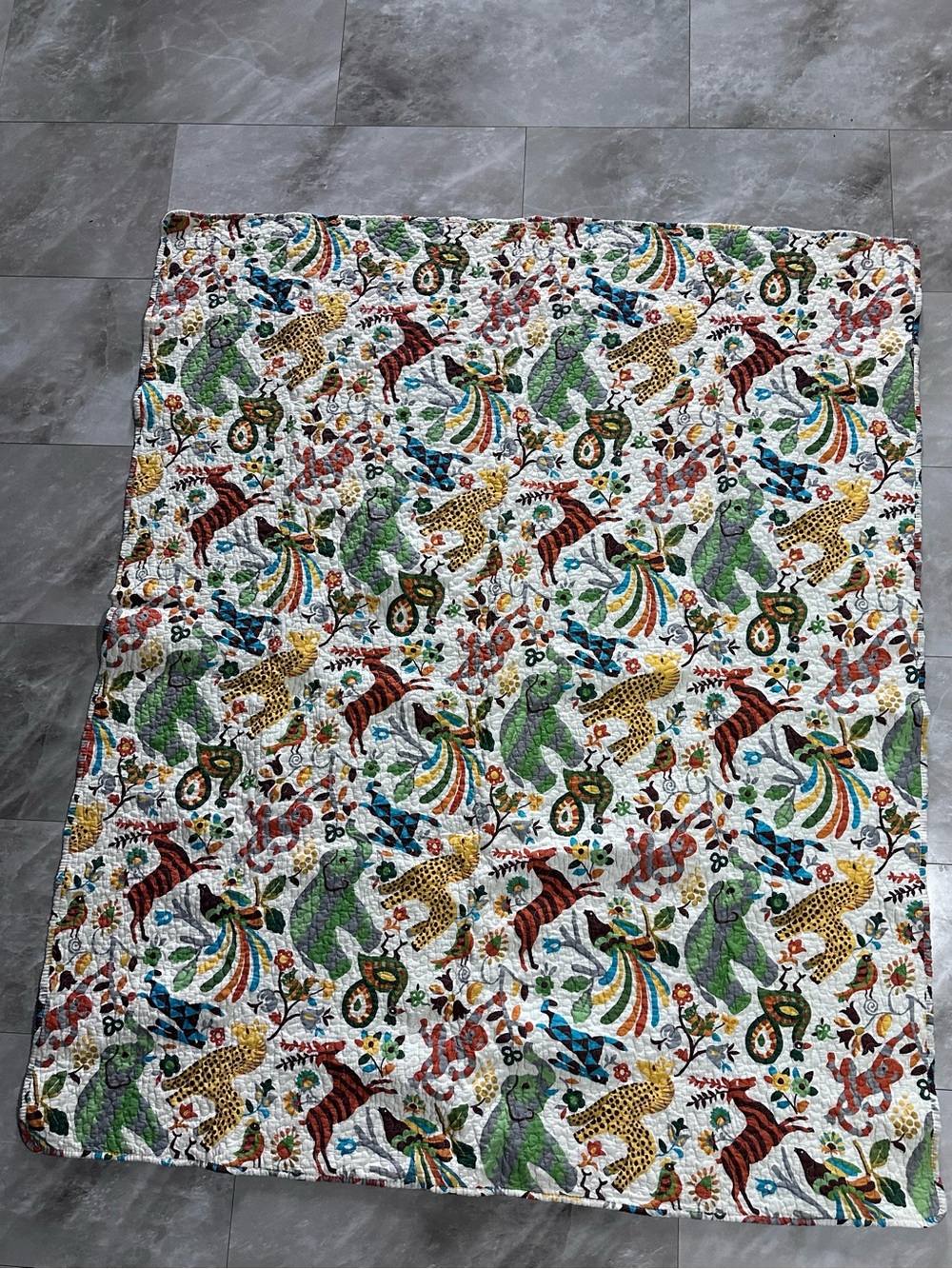 Printed Animal Motif Cotton Quilt - Multicolor
